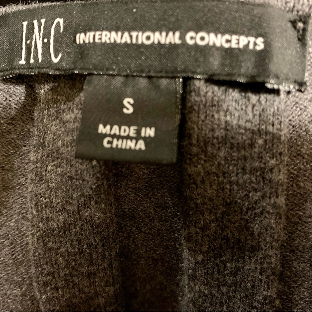 LN INC RIBBED PULL OVER SWEATER. LT-WT. SO CUTE I PURCHASED IN 3 COLORS. - Picture 7 of 8